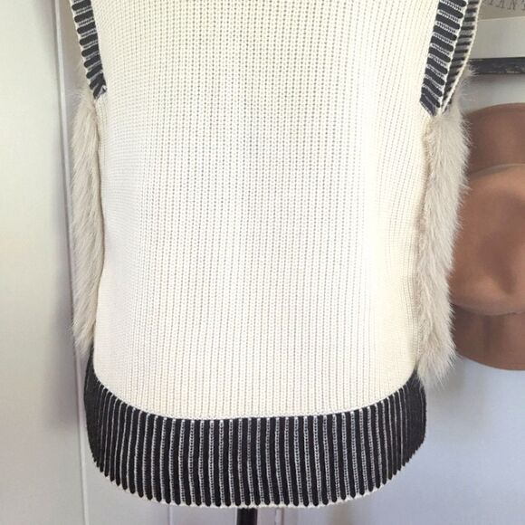 Banana Republic Faux Fur Vest XS Cozycore Penny Lane Layers Country Preppy Chic - Picture 10 of 12